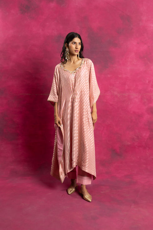 Mahak Kaftan Set in Pastel Pink