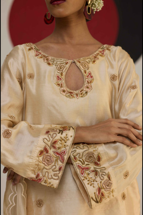 Samhita Suit Set with Dupatta