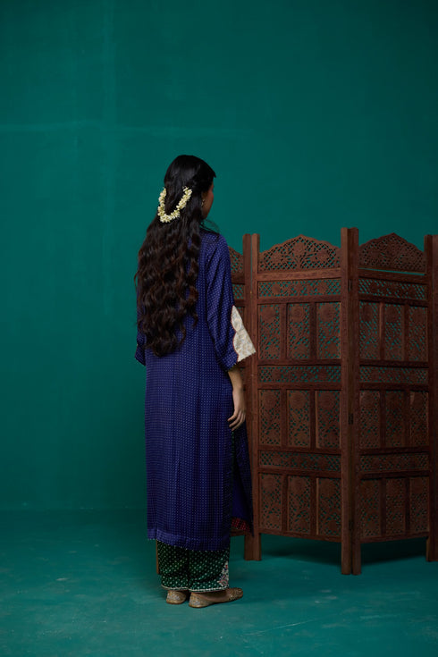 Saawaniya: Girija Kurta set