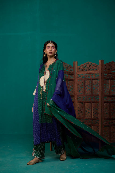 Saawaniya: Girija Kurta set