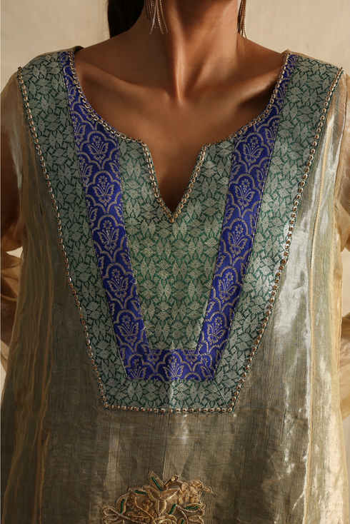 Tarini Suit Set in Green