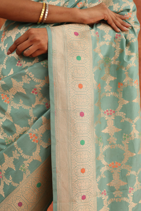 Zinnia Handwoven Saree