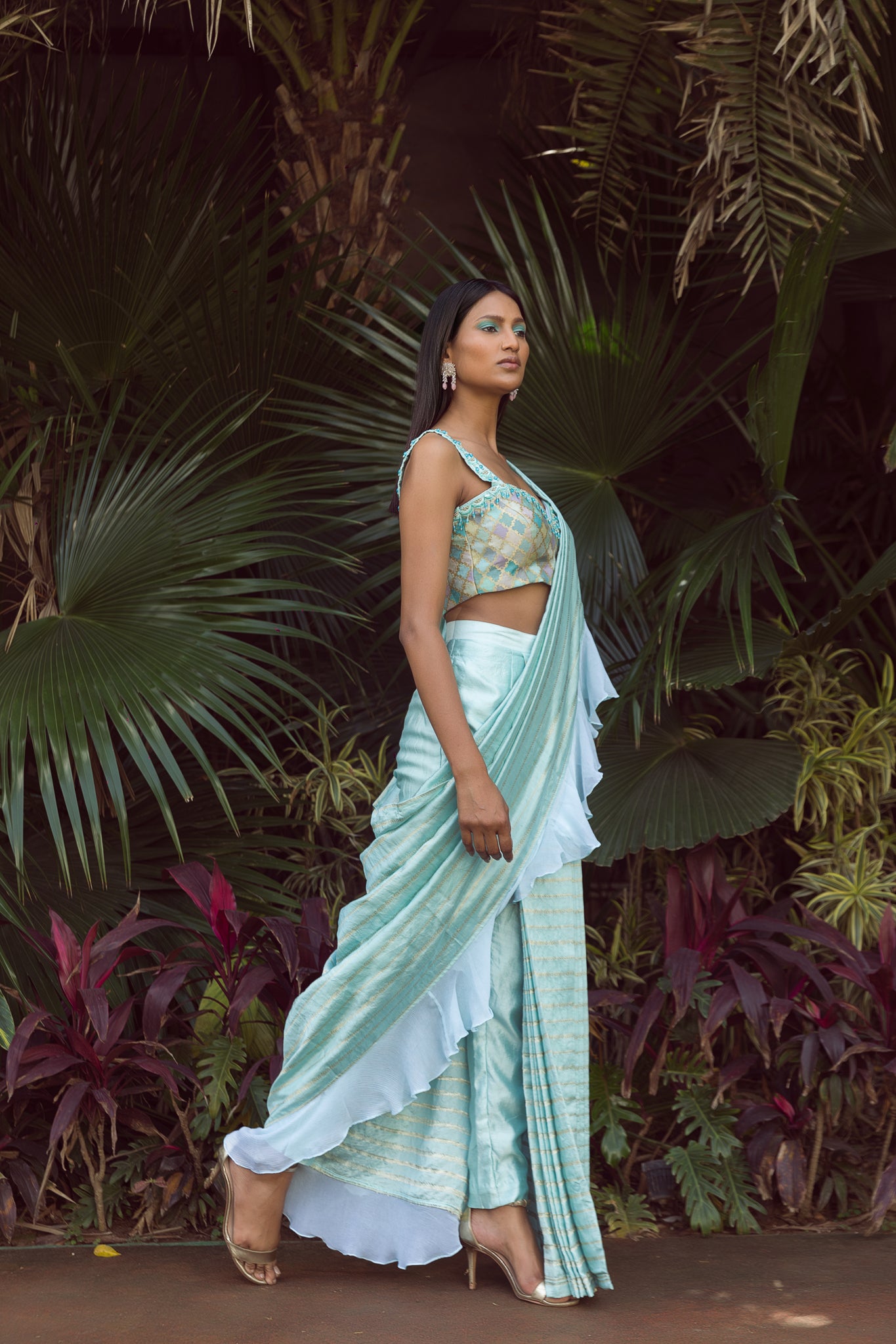 Peach Mermaid Fit Pre-Draped Sari Set | Sholka Khialani – KYNAH